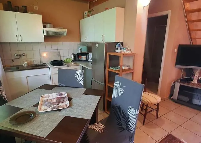 - Balaton 26709 鲍洛通费尼韦什